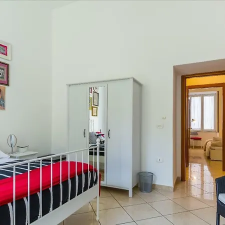 Domus Claudiana Apartman *