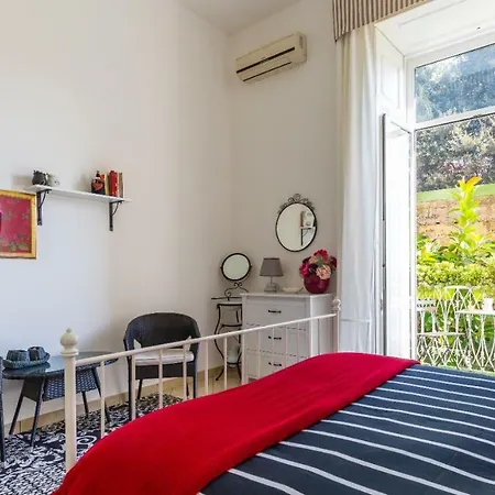 Domus Claudiana Apartment